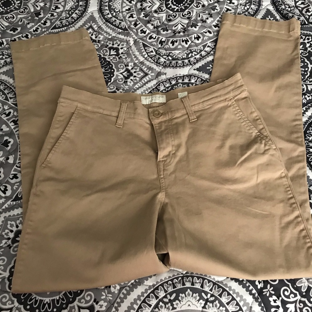 Lucky brand khaki pants size 6